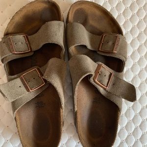 Birkenstock’s 36 brown